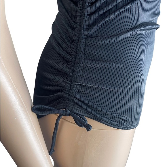 Tahiti Women's black Sexy Ruched Draw
String One Piece Swimsuit Size M - Picture 13 of 13